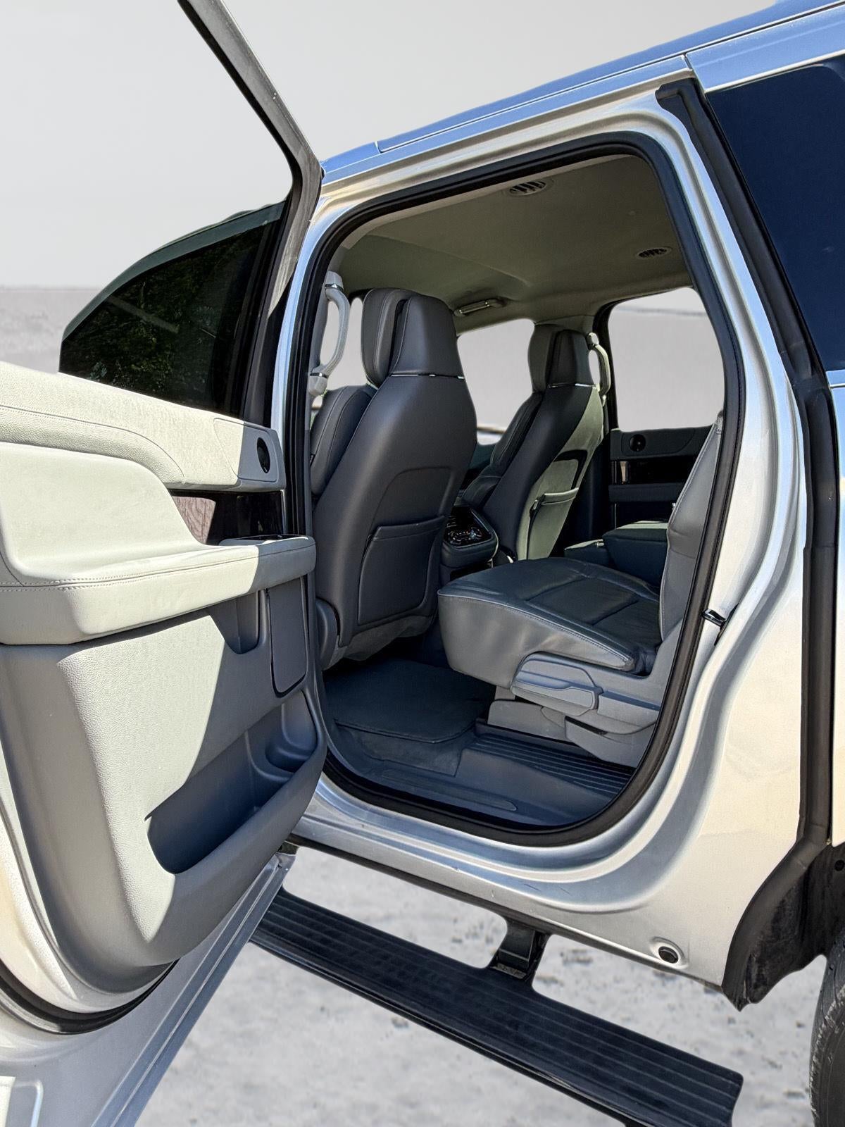2019 Lincoln Navigator L Select
