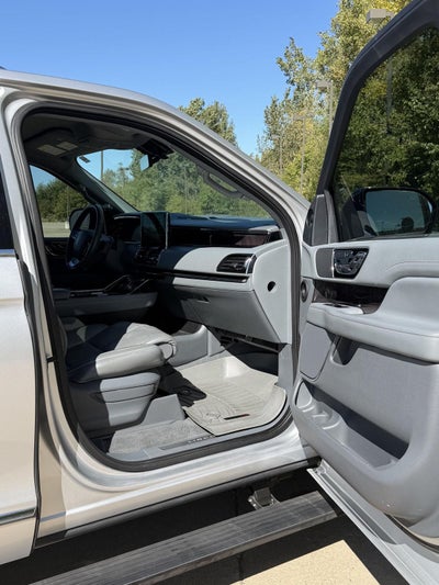 2019 Lincoln Navigator L Select