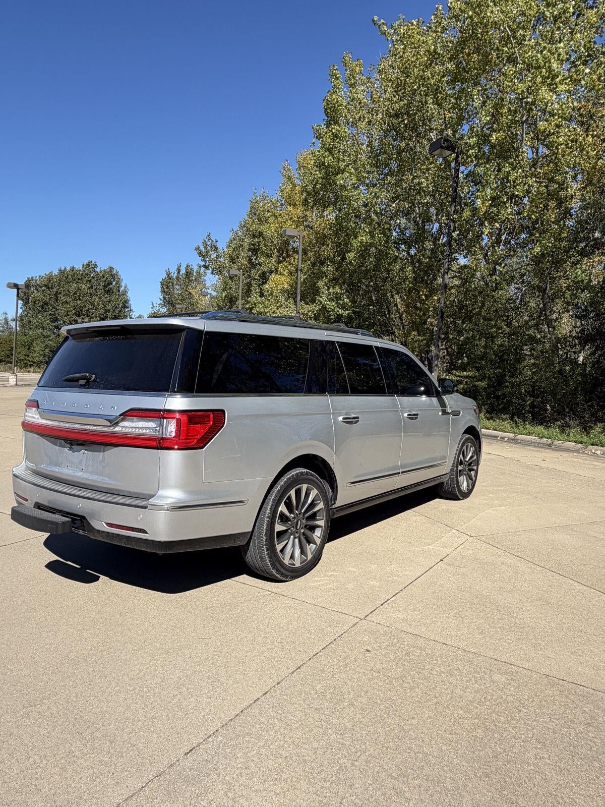 2019 Lincoln Navigator L Select