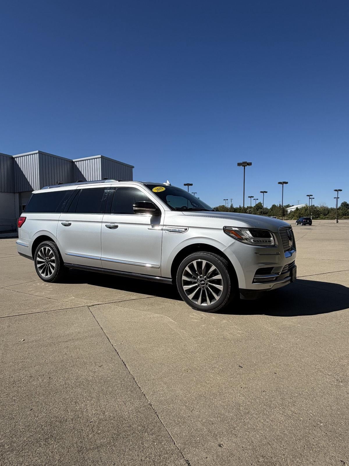 2019 Lincoln Navigator L Select
