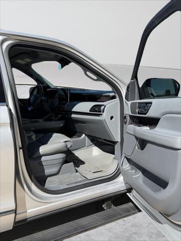 2019 Lincoln Navigator L Select