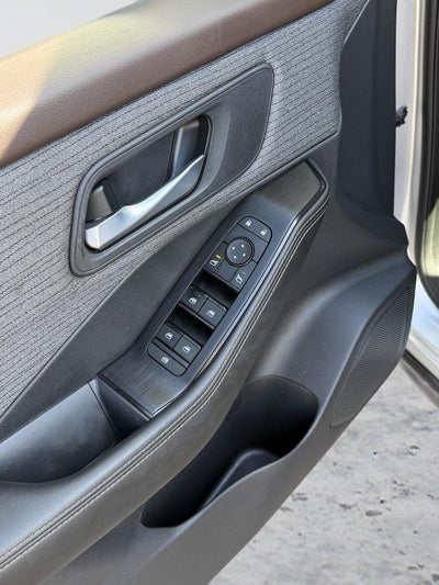 2021 Nissan Rogue SV FWD